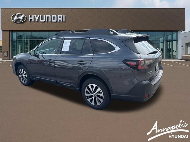 Used 2024 Subaru Outback Premium AWD/4WD image 3