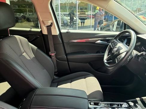 Used 2022 Buick Envision Preferred FWD image 10