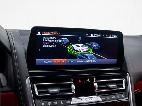 Certified 2025 BMW M850i xDrive Coupe image 27