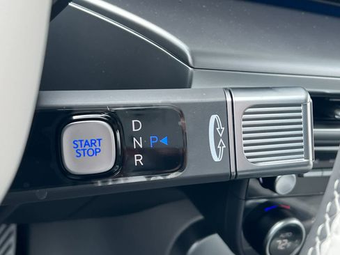 New 2026 Hyundai Ioniq 9 Calligraphy image 21