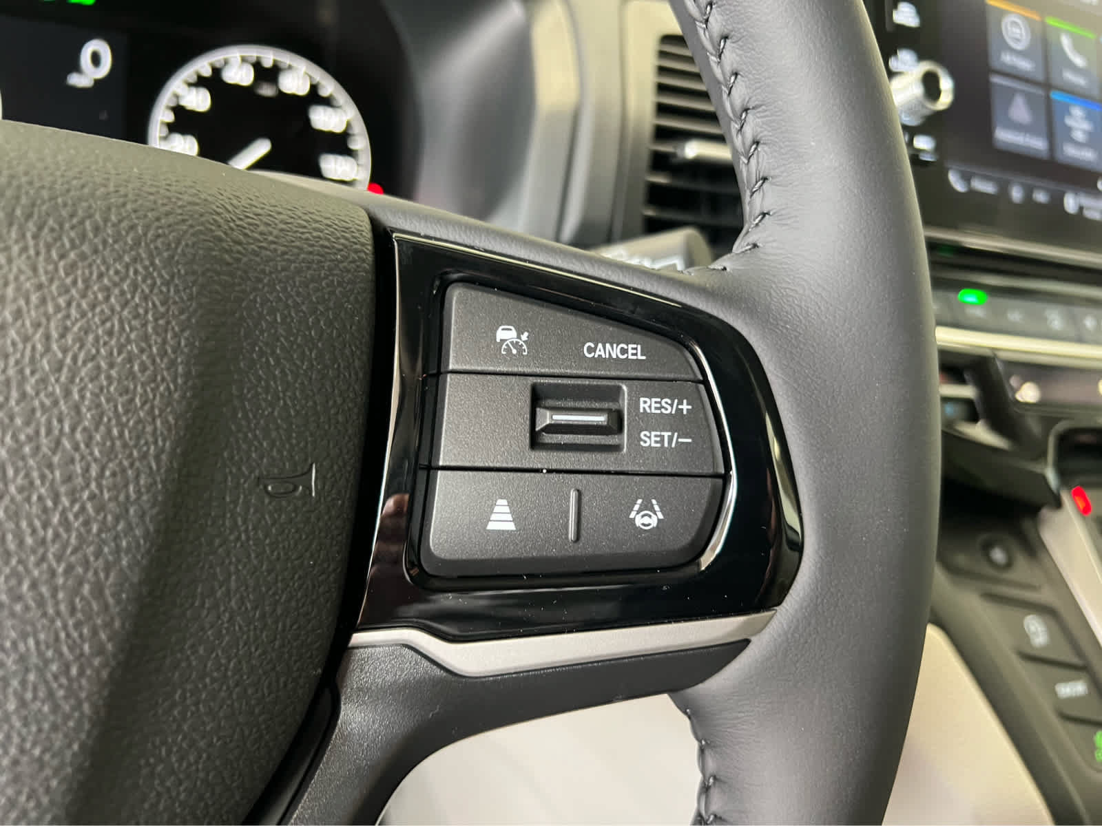 New 2027 Honda Odyssey EX-L image 22