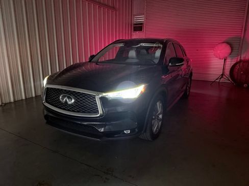 Used 2019 INFINITI QX50 Luxe w/ Navigation Package AWD/4WD image 8
