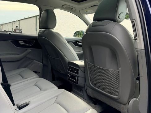 Used 2019 Audi Q7 3.0T Prestige image 7