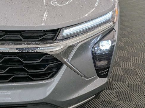 New 2026 Chevrolet Trax LT w/ Driver Confidence Package image 10