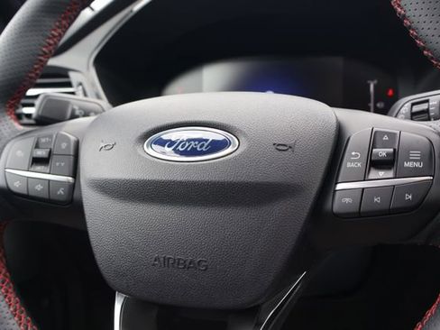 Used 2024 Ford Escape ST-Line w/ Tech Pack #1 AWD/4WD image 19