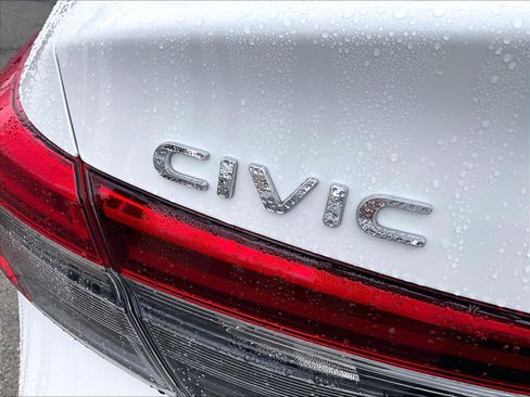 Used 2023 Honda Civic LX image 11