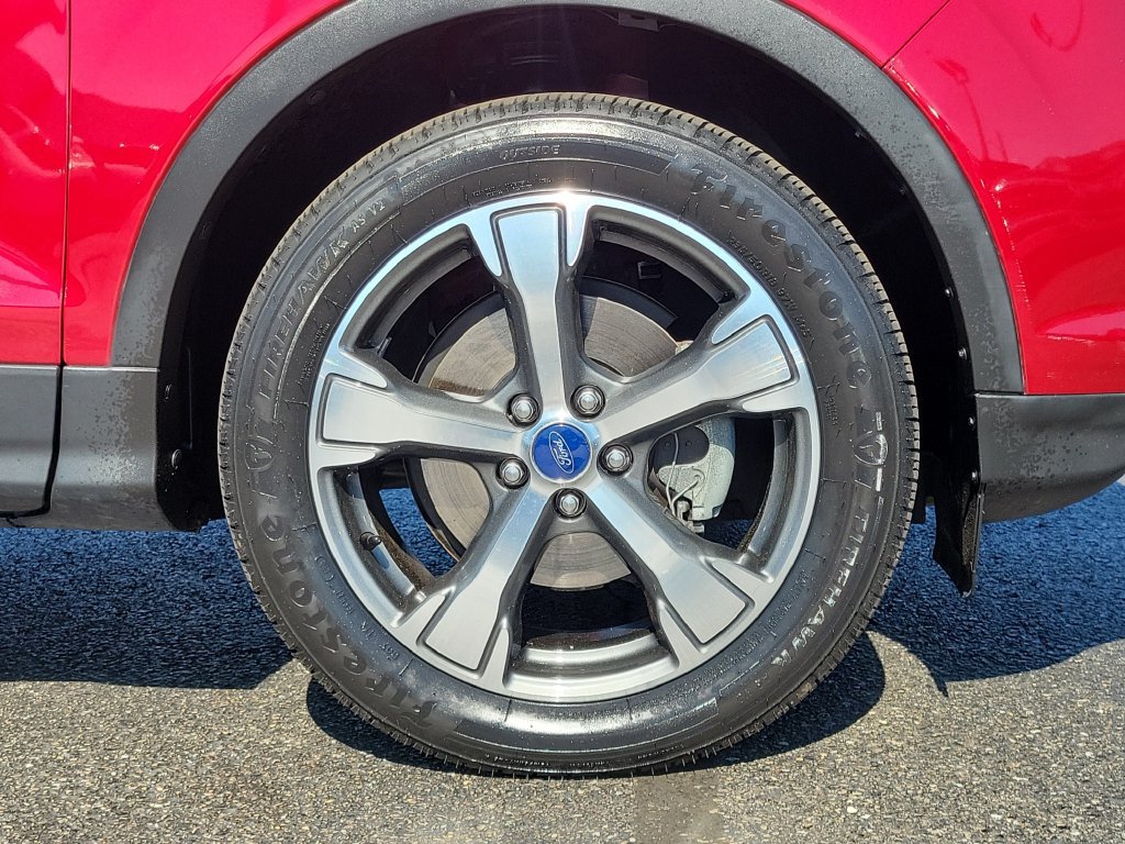 Certified 2017 Ford Escape SE w/ Equipment Group 201A FWD image 9