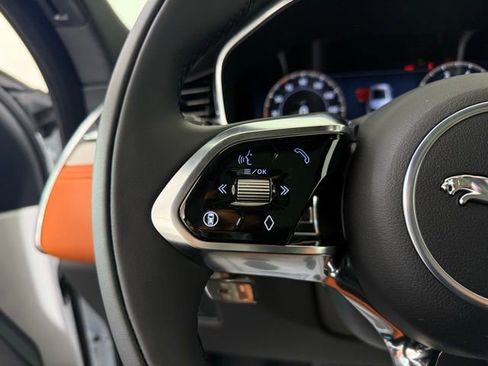 Certified 2026 Jaguar F-PACE R-Dynamic S image 29