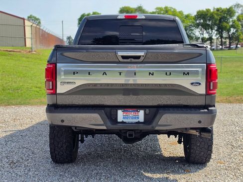 Used 2015 Ford F150 Platinum w/ Equipment Group 701A Luxury AWD/4WD image 6