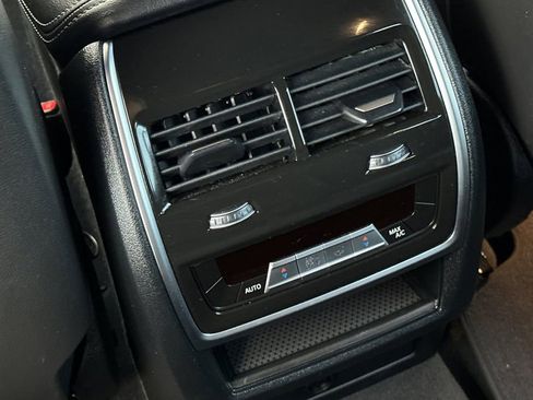 Used 2023 BMW X5 sDrive40i w/ M Sport Package image 13