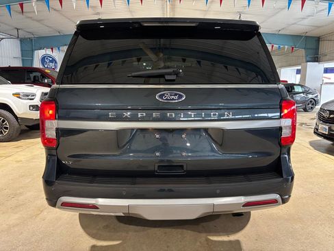 Used 2024 Ford Expedition XLT image 6