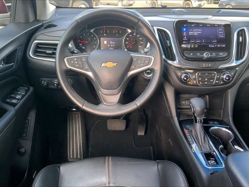 Used 2023 Chevrolet Equinox Premier image 5