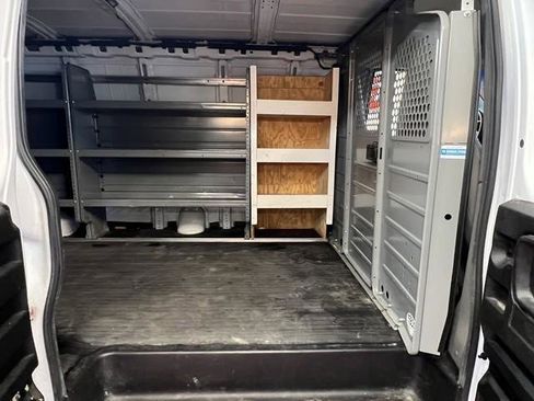 Used 2017 Chevrolet Express 2500 Extended image 10