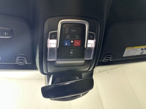 Used 2022 RAM 1500 Laramie w/ Sport Appearance Package image 24