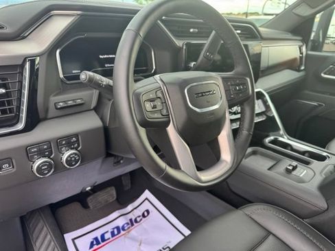 Used 2025 GMC Sierra 2500 Denali w/ Denali Reserve Package AWD/4WD image 16