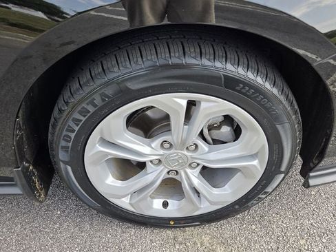Used 2025 Honda Accord LX image 10