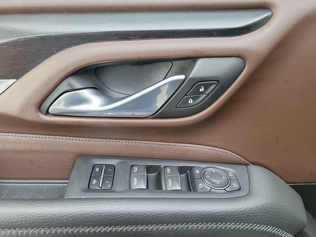 Used 2022 GMC Yukon XL Denali RWD image 13