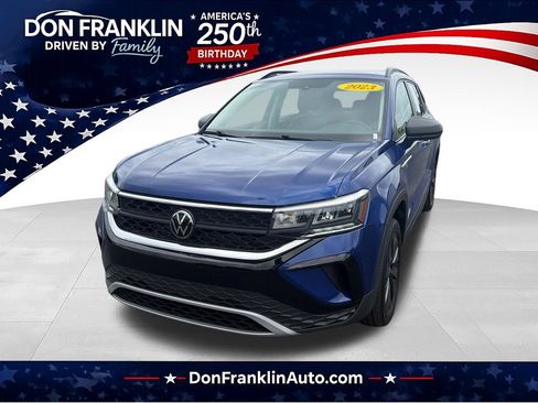 Used 2023 Volkswagen Taos S FWD image 1