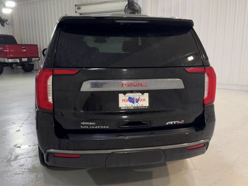 Used 2024 GMC Yukon AT4 AWD/4WD image 8