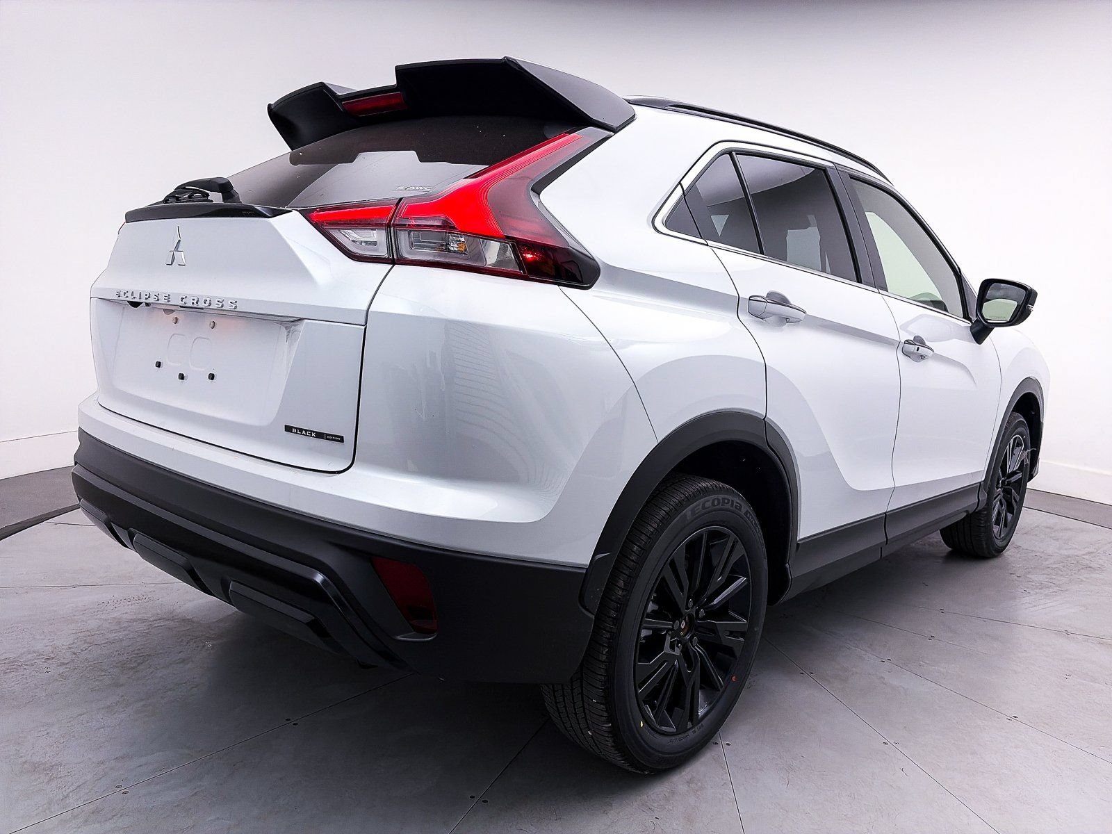Used 2026 Mitsubishi Eclipse Cross AWD image 6