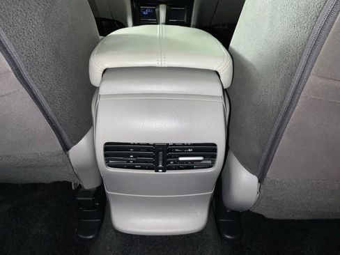 Used 2012 Honda Accord EX image 18