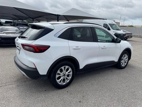 Used 2024 Ford Escape Active w/ Tech Pack #1 FWD image 6