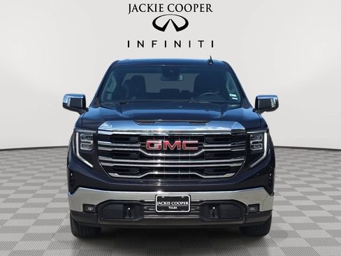 Used 2025 GMC Sierra 1500 SLT AWD/4WD image 2