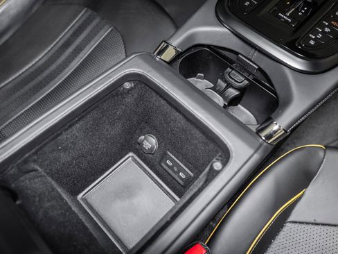 Used 2025 Aston Martin DBX 707 image 42