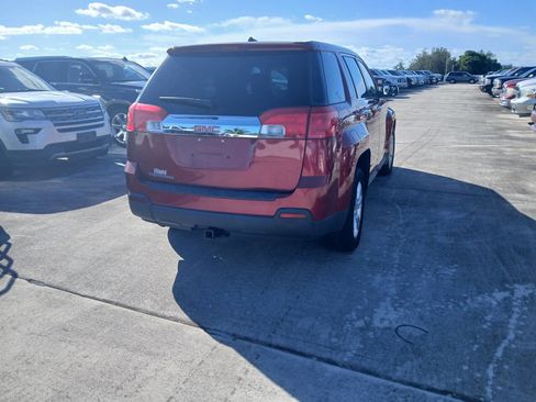 Used 2013 GMC Terrain SLE w/ LPO, Chrome Package image 4