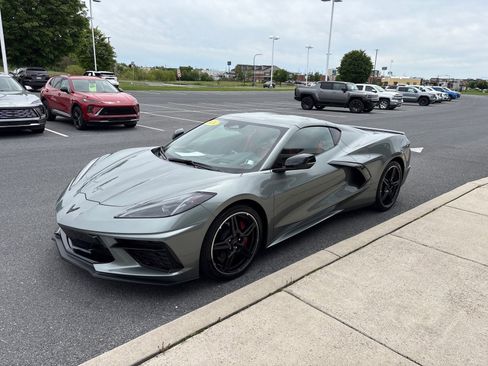 Used 2024 Chevrolet Corvette Stingray Preferred Cpe w/ Stealth Interior Trim Package RWD image 2