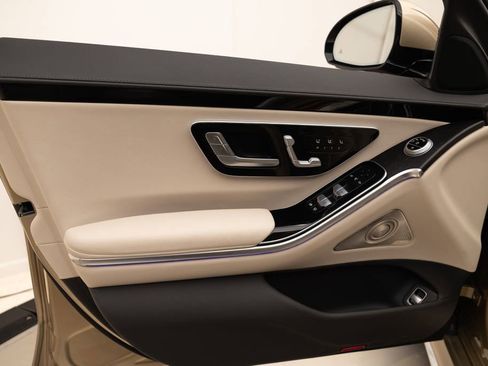 Used 2022 Mercedes-Benz S 500 4MATIC image 26