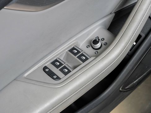 Used 2023 Audi A4 2.0T Premium Plus w/ Premium Plus Package image 47