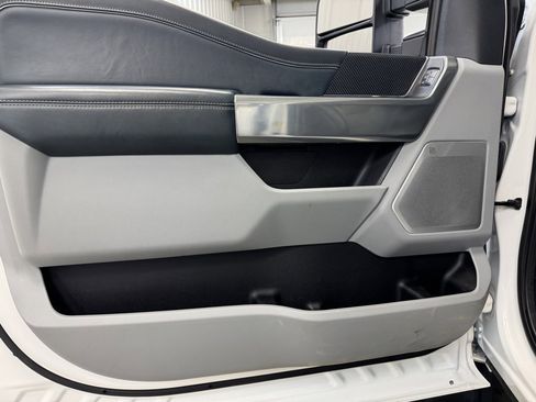 Used 2023 Ford F450 Limited w/ FX4 Off-Road Package image 9