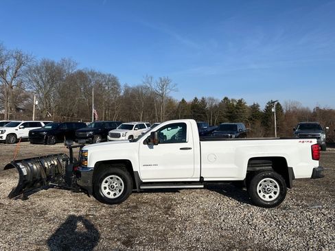 Used 2017 Chevrolet Silverado 2500 W/T w/ WT Convenience Package image 3