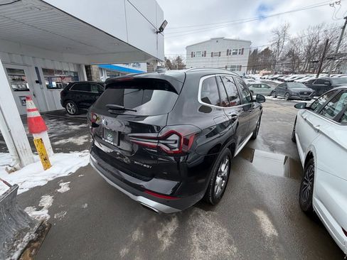 Used 2023 BMW X3 xDrive30i w/ Premium Package image 5