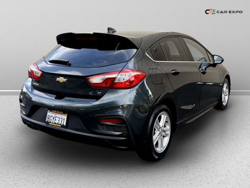 Used 2017 Chevrolet Cruze LT image 23