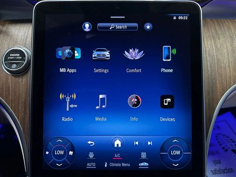 Used 2023 Mercedes-Benz C 300 Sedan image 40