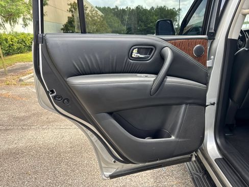 Used 2019 Nissan Armada SL w/ Premium Package RWD image 22