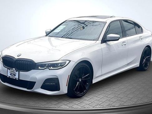 Used 2020 BMW 330i Sedan w/ M Sport Package RWD image 12