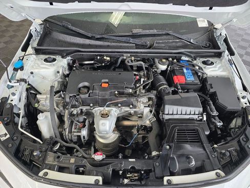 Used 2023 Honda Civic Sport image 9