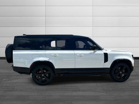 Certified 2023 Land Rover Defender 130 X-Dynamic SE AWD/4WD image 6