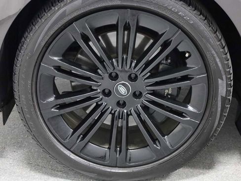 Used 2023 Land Rover Range Rover Long Wheelbase First Edition image 45