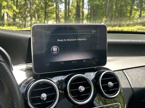 Used 2015 Mercedes-Benz C 300 4MATIC Sedan image 28