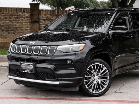 Used 2022 Jeep Compass Limited w/ Elite Group image 13