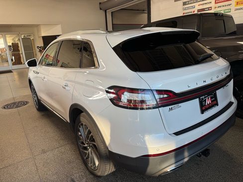 Used 2020 Lincoln Nautilus Reserve w/ Equipment Group 201A image 7