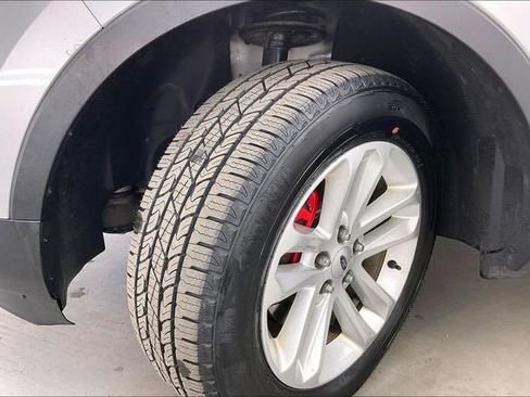 Used 2013 Ford Explorer XLT AWD/4WD image 34