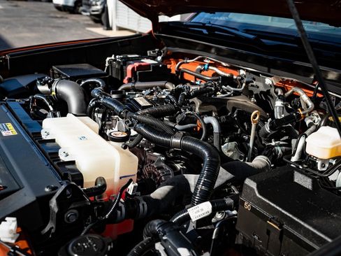 Used 2025 Toyota Tacoma TRD Off-Road w/ TRD Off Road Upgrade Package image 44