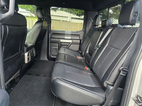 Used 2018 Ford F150 Lariat w/ Equipment Group 502A Luxury image 27