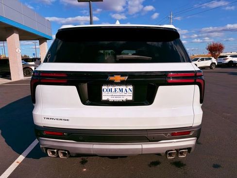 New 2026 Chevrolet Traverse LT image 14
