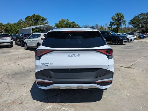Certified 2025 Kia Sportage EX w/ Premium Package FWD image 7